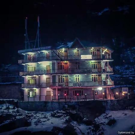 Gautam Hotel & Cottage Manāli Extérieur photo
